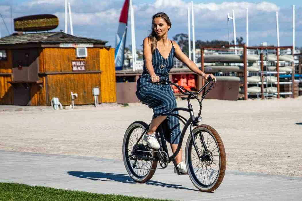 Are electric bikes considered to be mopeds?